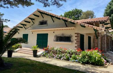 Location de vacances en maison  10 personnes à HOSSEGOR (40)