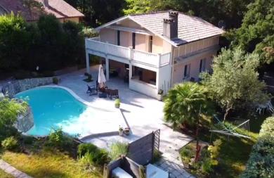 Location de vacances en maison  12 personnes à HOSSEGOR (40)